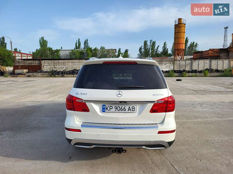 Внедорожник / Кроссовер Mercedes-Benz GL-Class 2015 в Запорожье