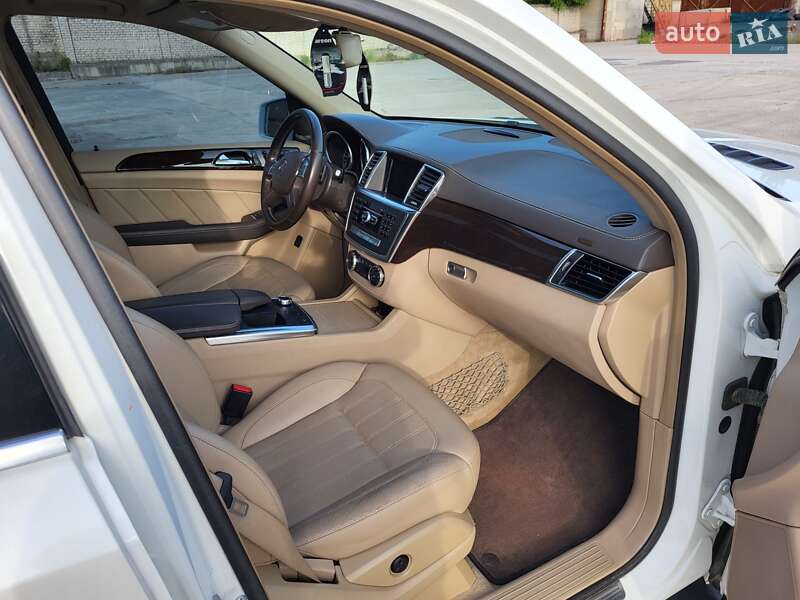 Внедорожник / Кроссовер Mercedes-Benz GL-Class 2015 в Запорожье