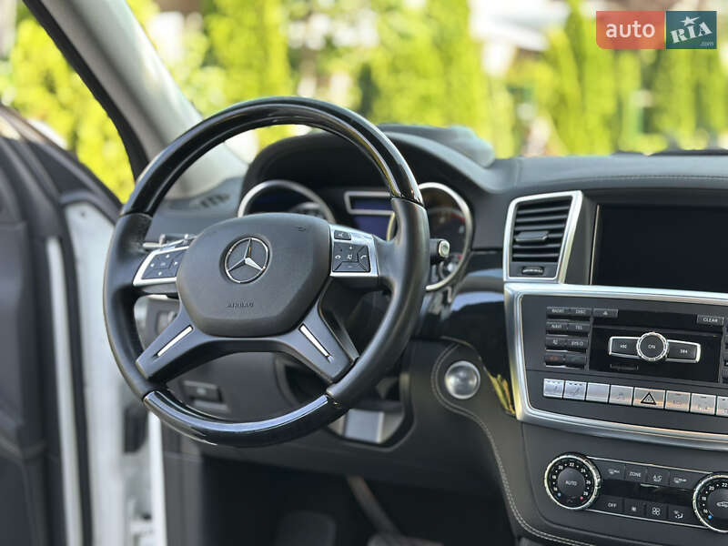 Позашляховик / Кросовер Mercedes-Benz GL-Class 2015 в Одесі