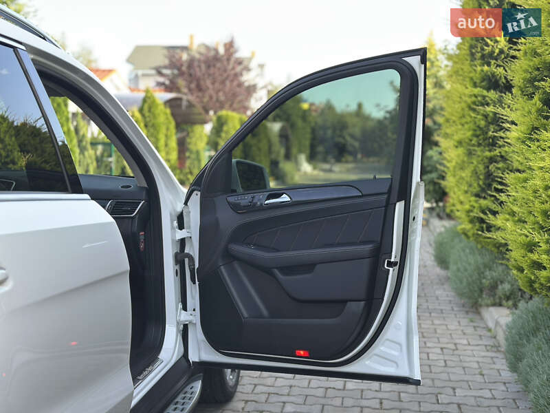 Позашляховик / Кросовер Mercedes-Benz GL-Class 2015 в Одесі