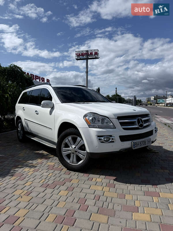Позашляховик / Кросовер Mercedes-Benz GL-Class 2008 в 