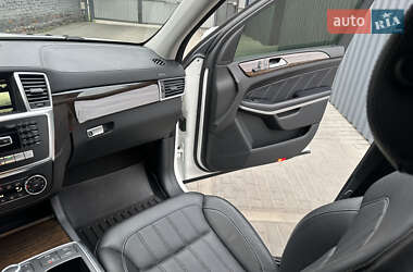 Позашляховик / Кросовер Mercedes-Benz GL-Class 2013 в 