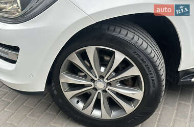 Позашляховик / Кросовер Mercedes-Benz GL-Class 2013 в 