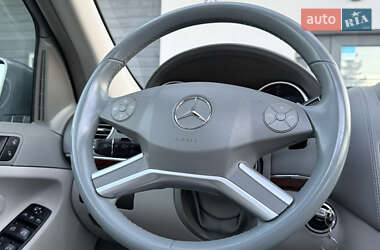 Внедорожник / Кроссовер Mercedes-Benz GL-Class 2012 в 