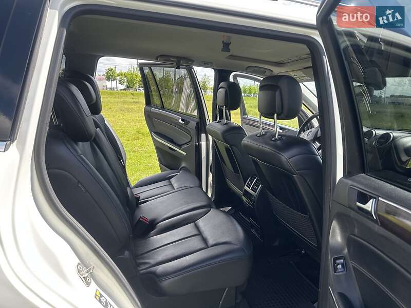 Внедорожник / Кроссовер Mercedes-Benz GL-Class 2012 в Черновцах