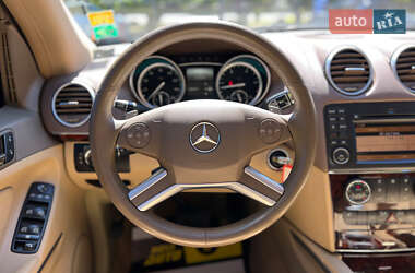 Внедорожник / Кроссовер Mercedes-Benz GL-Class 2011 в 