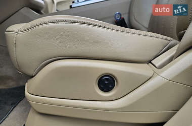 Позашляховик / Кросовер Mercedes-Benz GL-Class 2014 в 