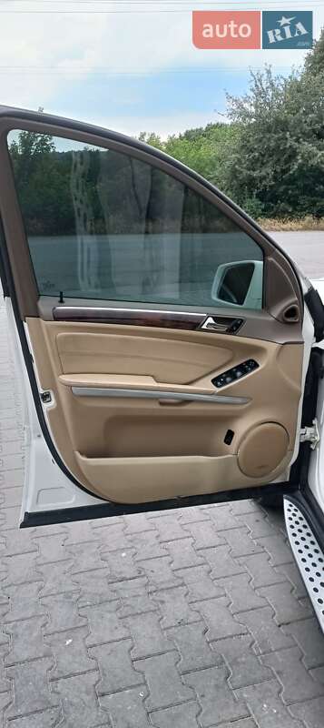 Внедорожник / Кроссовер Mercedes-Benz GL-Class 2011 в Хмельницком