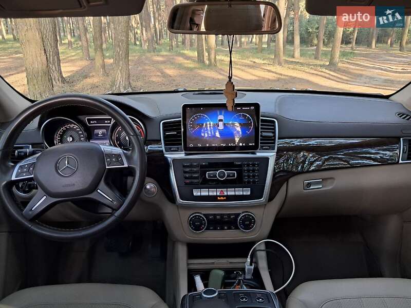 Позашляховик / Кросовер Mercedes-Benz GL-Class 2013 в Сумах