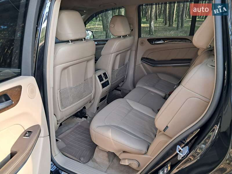 Позашляховик / Кросовер Mercedes-Benz GL-Class 2013 в Сумах