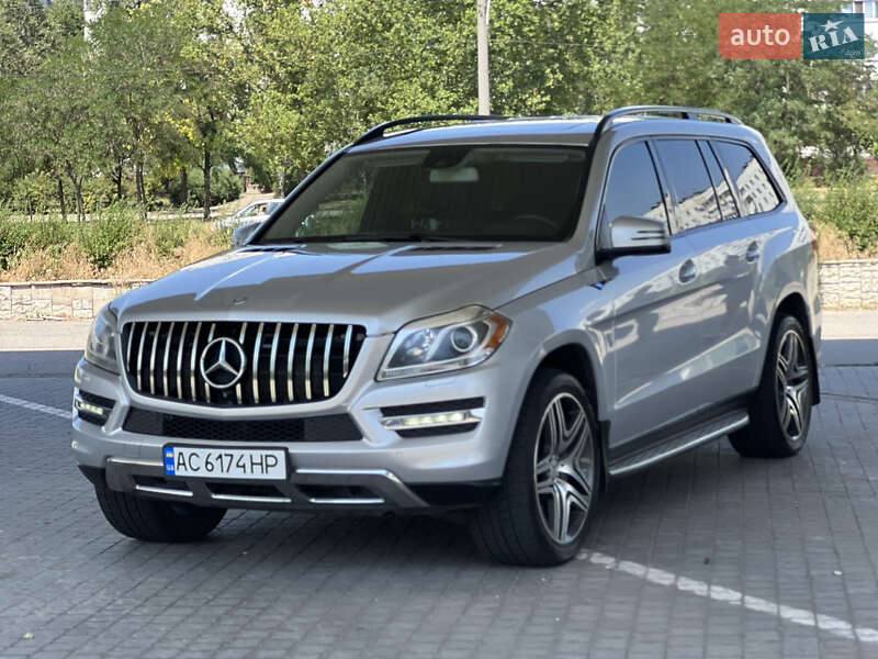 Внедорожник / Кроссовер Mercedes-Benz GL-Class 2012 в 