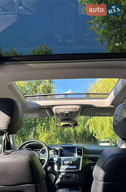 Позашляховик / Кросовер Mercedes-Benz GL-Class 2014 в 