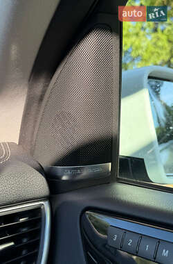 Позашляховик / Кросовер Mercedes-Benz GL-Class 2014 в 