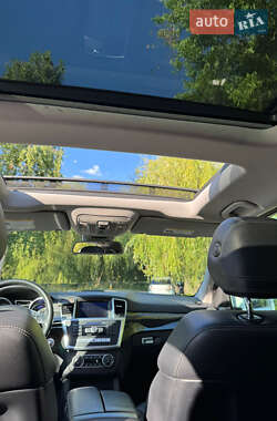Позашляховик / Кросовер Mercedes-Benz GL-Class 2014 в 