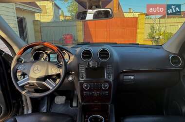 Позашляховик / Кросовер Mercedes-Benz GL-Class 2009 в 