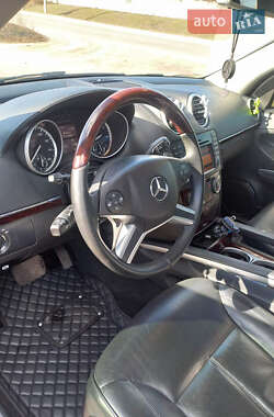 Внедорожник / Кроссовер Mercedes-Benz GL-Class 2010 в 