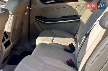 Внедорожник / Кроссовер Mercedes-Benz GL-Class 2012 в 