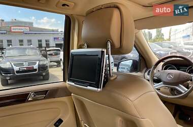 Внедорожник / Кроссовер Mercedes-Benz GL-Class 2010 в 