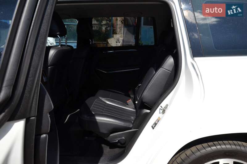 Внедорожник / Кроссовер Mercedes-Benz GL-Class 2014 в Киеве