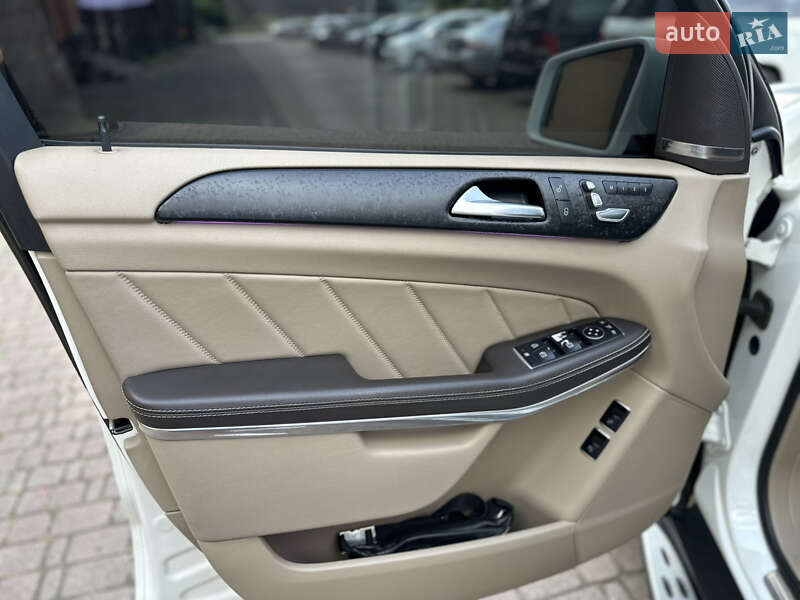 Позашляховик / Кросовер Mercedes-Benz GL-Class 2014 в Києві
