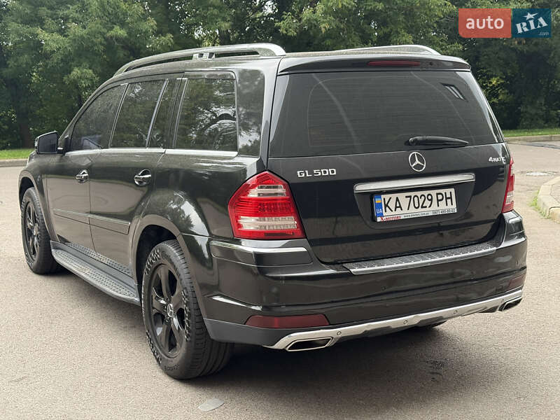 Внедорожник / Кроссовер Mercedes-Benz GL-Class 2011 в Киеве