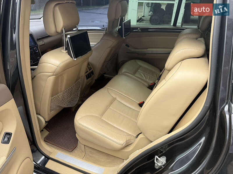 Внедорожник / Кроссовер Mercedes-Benz GL-Class 2011 в Киеве