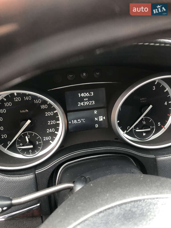 Позашляховик / Кросовер Mercedes-Benz GL-Class 2011 в Рівному