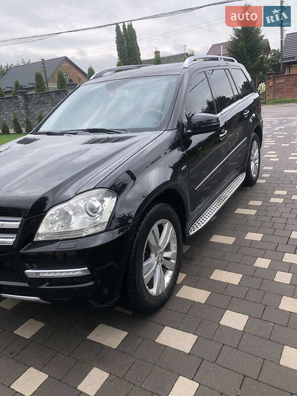 Позашляховик / Кросовер Mercedes-Benz GL-Class 2011 в Рівному