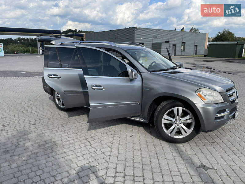 Внедорожник / Кроссовер Mercedes-Benz GL-Class 2011 в Бобрке