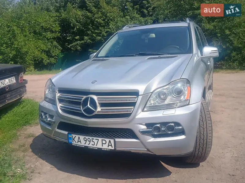 Mercedes-Benz GL-Class