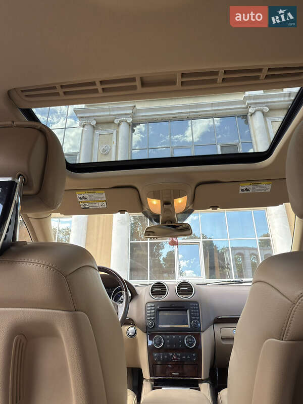 Позашляховик / Кросовер Mercedes-Benz GL-Class 2010 в Одесі