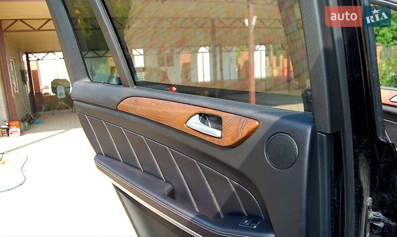 Позашляховик / Кросовер Mercedes-Benz GL-Class 2013 в Полтаві фото 6 Позашляховик / Кросовер Mercedes-Benz GL-Class 2013 в Полтаві