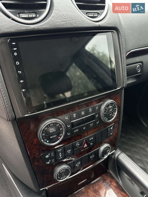 Позашляховик / Кросовер Mercedes-Benz GL-Class 2010 в Рівному