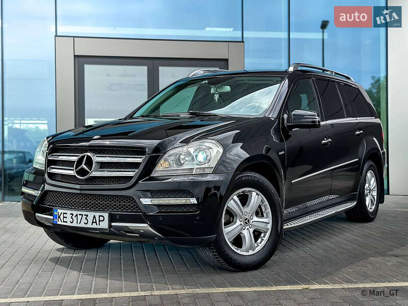 Mercedes-Benz GL-Class 2011