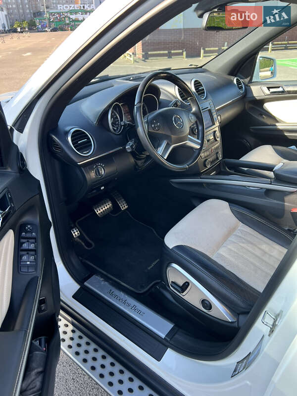 Внедорожник / Кроссовер Mercedes-Benz GL-Class 2012 в Одессе