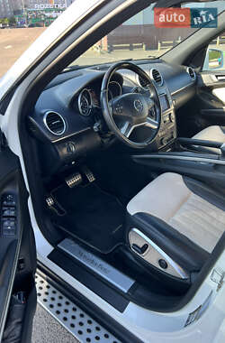 Внедорожник / Кроссовер Mercedes-Benz GL-Class 2012 в 