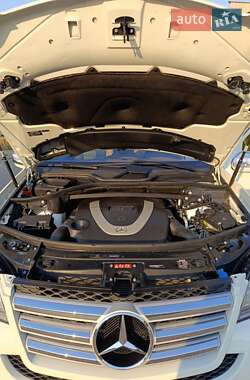 Внедорожник / Кроссовер Mercedes-Benz GL-Class 2010 в 