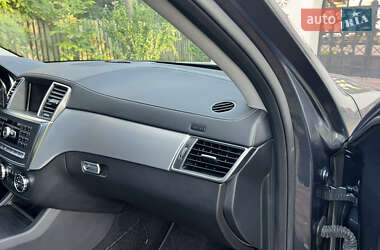 Внедорожник / Кроссовер Mercedes-Benz GL-Class 2012 в 