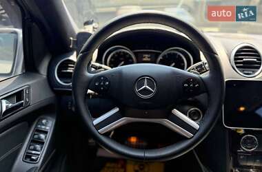 Внедорожник / Кроссовер Mercedes-Benz GL-Class 2010 в 