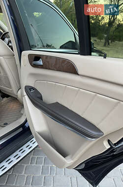 Внедорожник / Кроссовер Mercedes-Benz GL-Class 2013 в 
