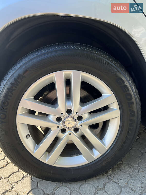 Позашляховик / Кросовер Mercedes-Benz GL-Class 2014 в Чернівцях фото 18 Позашляховик / Кросовер Mercedes-Benz GL-Class 2014 в Чернівцях