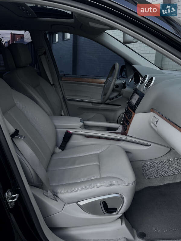 Внедорожник / Кроссовер Mercedes-Benz GL-Class 2006 в Киеве