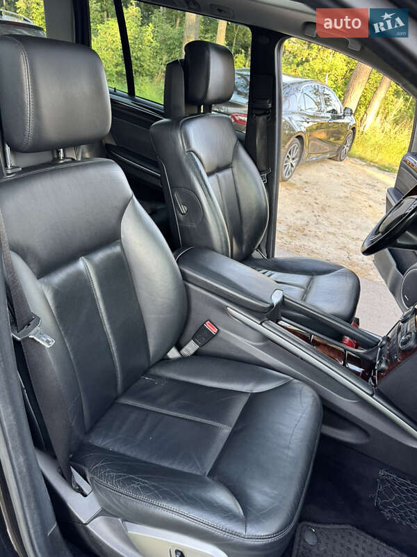 Внедорожник / Кроссовер Mercedes-Benz GL-Class 2006 в Житомире