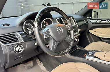Внедорожник / Кроссовер Mercedes-Benz GL-Class 2013 в 
