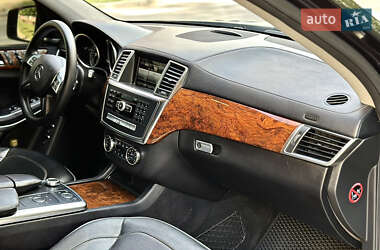 Внедорожник / Кроссовер Mercedes-Benz GL-Class 2013 в 