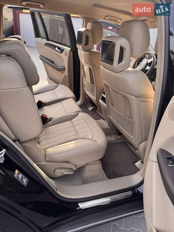 Позашляховик / Кросовер Mercedes-Benz GL-Class 2015 в Луцьку