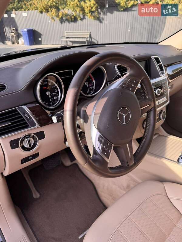 Позашляховик / Кросовер Mercedes-Benz GL-Class 2015 в Луцьку