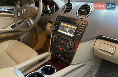 Внедорожник / Кроссовер Mercedes-Benz GL-Class 2011 в 