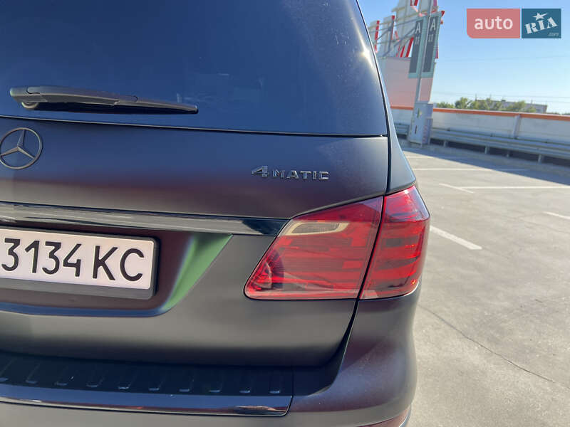 Внедорожник / Кроссовер Mercedes-Benz GL-Class 2015 в Киеве фото 10 Внедорожник / Кроссовер Mercedes-Benz GL-Class 2015 в Киеве