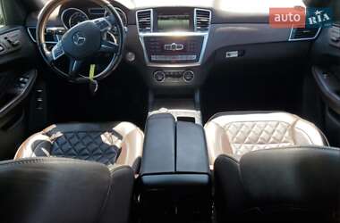 Позашляховик / Кросовер Mercedes-Benz GL-Class 2015 в 